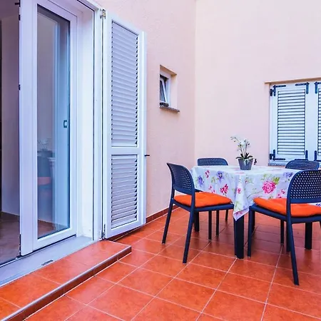 Apartamento Nicole Pula