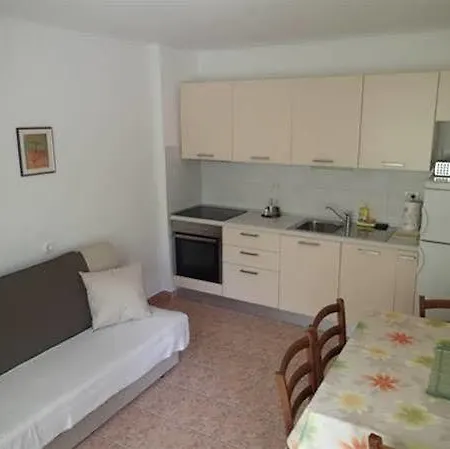 Nicole Apartmán *